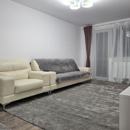 Apartament Terra Търговище Екстериор снимка