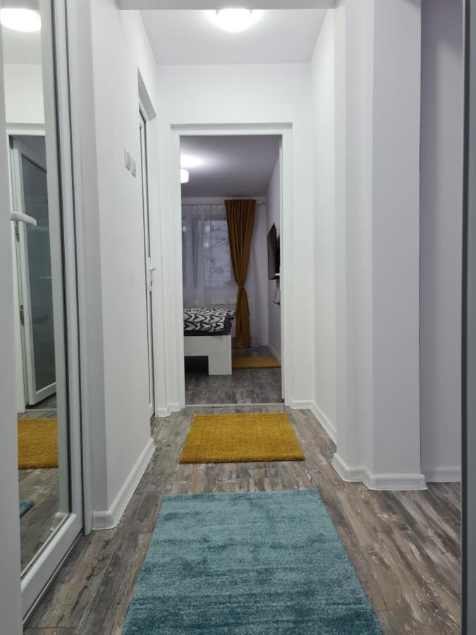 Apartament Terra Apartment Търговище Екстериор снимка