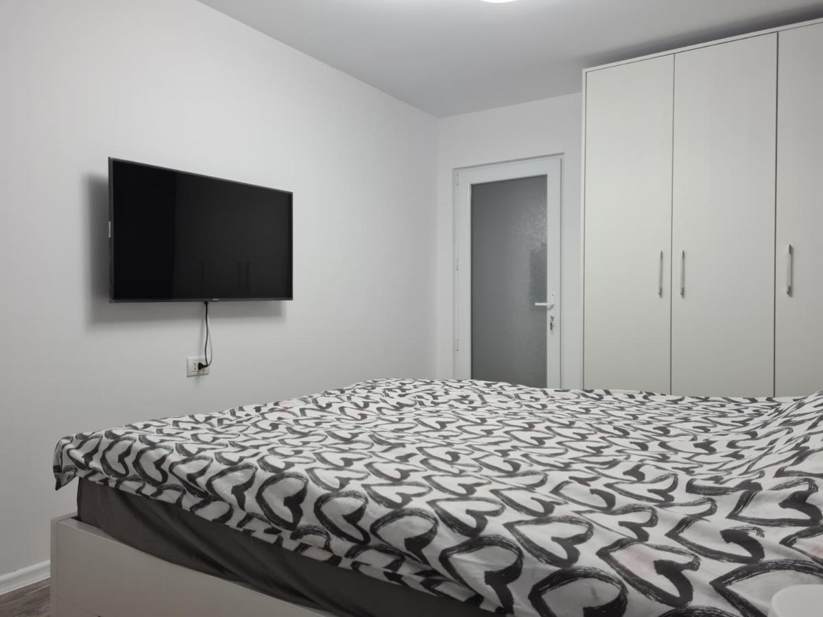 Apartament Terra Търговище Екстериор снимка